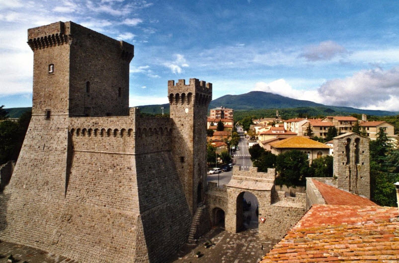 Castello Aldobrandesco, Italy